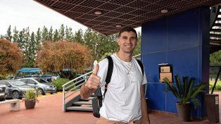 Dibu Martínez jugará su primer partido oficial en La Bombonera.