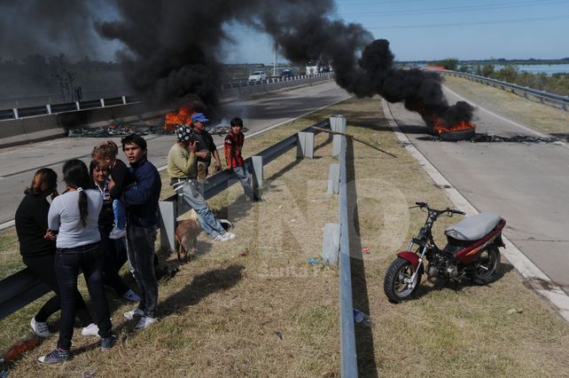 El Salado sigue bajando en Recreo y Santo Tomé