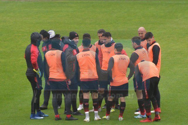 Patronato repartió puntos con Colón en el inicio de la Superliga