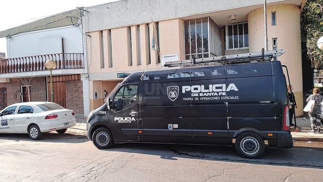 Continúa la requisa en la Comisaría 11ª