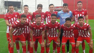 Con la aparición de su artillero, Unión rescató un empate en Reserva