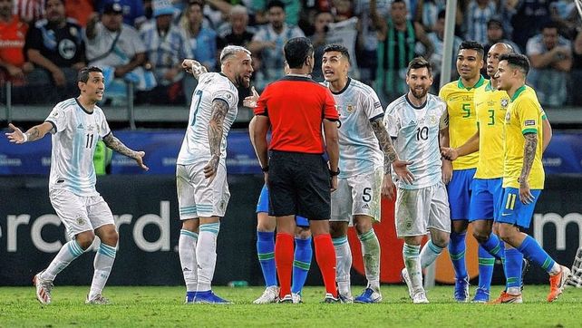 El Gobierno de Brasil evalúa habilitar el 30% de aforo para el partido con Argentina por Eliminatorias.&nbsp;