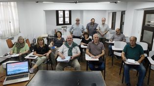 “Me trajo acá el afán de tener mas conocimientos y de compartir con gente de mi edad”, dice uno de los estudiantes de la cátedra universitaria.