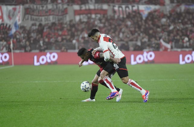 Newells, con protagonismo y enjundia, se llevó un gran punto de su visita a River