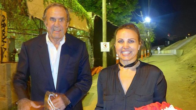 El ex jefe de la Casa Gris junto a Cora