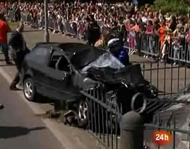 Un automovilista quiso atentar contra la familia real en Holanda y mat&oacute; a cuatro personas