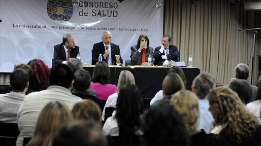 Antonio Bonfatti: “Debemos defender con uñas y dientes el sistema de salud