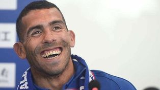 Cómo se gestó el desembarco de Carlitos Tevez en el banco de Central