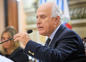 Miguel Lifschitz, con coronavirus, quedará internado por precaución