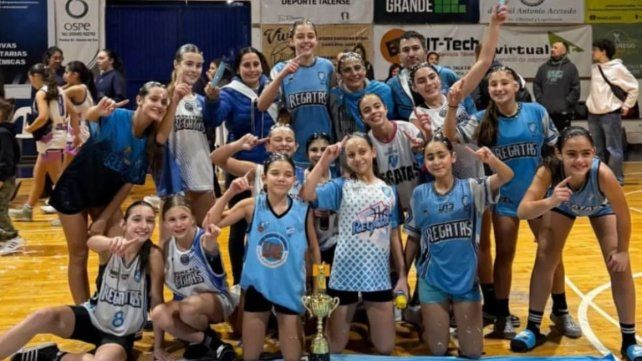 Regatas Uruguay finalizó la competencia con un récord 13-2.