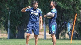 Un ex-Colón toma interinamente a Racing tras la salida de Gago