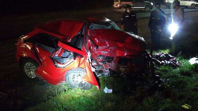 Un joven muerto al chocar contra una columna de alta tensión