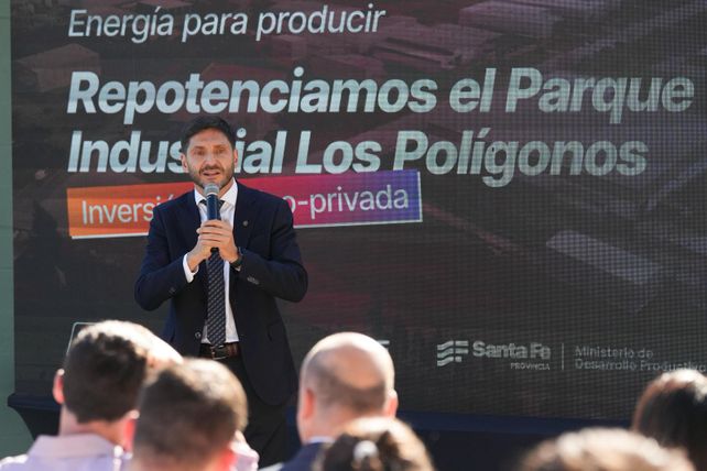 Pullaro, tras la inauguración de una obra de infraestructura energética : La economía no está bien y las familias no llegan a fin de mes