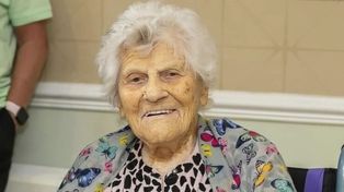 Cumplió 115 años, es la más longeva del mundo y compartió sus secretos