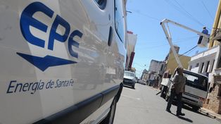 Una suba nacional sumaría casi 20% a la tarifa de luz en Santa Fe