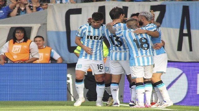 Racing venció a Instituto y sigue dulce.