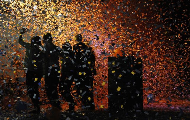 La conducción del Frente Progresista festejó el triunfo electoral en el escenario del búnker del Patio de la Madera y llamó la atención no verlo a Lifschitz.
