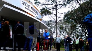 A tres días del debut de la Licencia Nacional de Conducir, se cayó el sistema y provocó largas colas