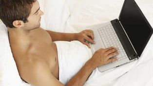 El porno gratis en internet está creando una adicción tan fuerte como la heroína
