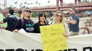 En Santa Fe las mamás también marcharon por el cannabis medicinal