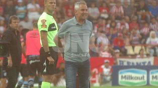 Un equipo que juega la Libertadores pone la mira en Leonardo Madelón