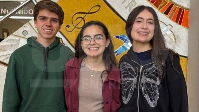 La joven violinista Josefina Martín estuvo en el Teatro Colón