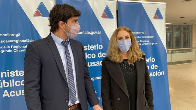 Los fiscales Viviana OConnell y Alejandro Ferlazzo este jueves en el Centro de Justicia Penal.&nbsp;