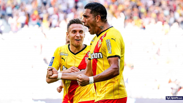 Lens pretende quedar como escolta de PSG en la Ligue 1 de Francia