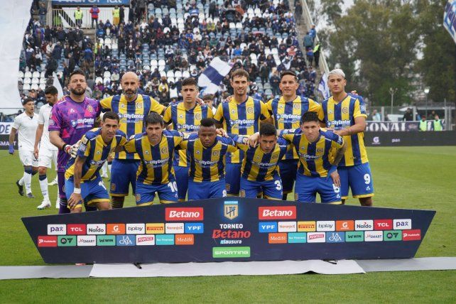Los once de Central que iniciaron el partido en La Plata frente a Gimnasia.