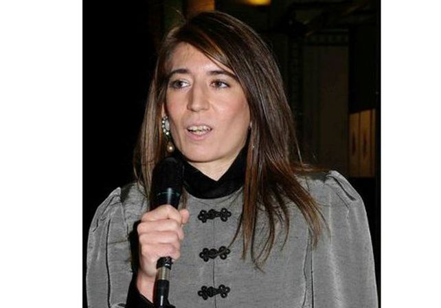 Multifacética. Sus obras transmediales son generadas por medio de la fusión de varios lenguajes expresivos.