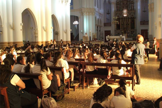 Los chicos de Guadalupe participaron de la novena