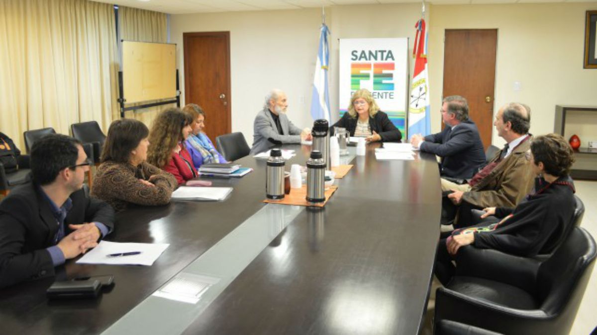 La UNL presentó Aportes para una ley de educación