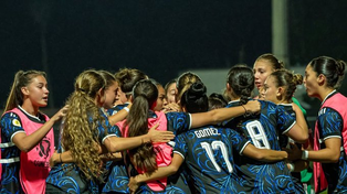 El sub-17 femenino de Argentina avanza con el aporte de una canalla y una leprosa