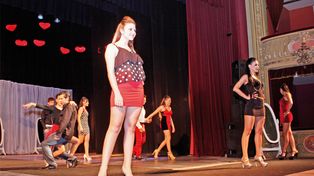 Desfile Showde la  academia de modelos Pre Model