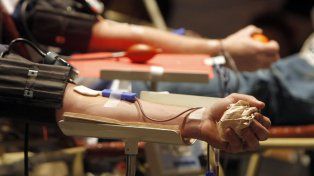 Gays y bisexuales ahora tienen permitido donar sangre en Estados Unidos