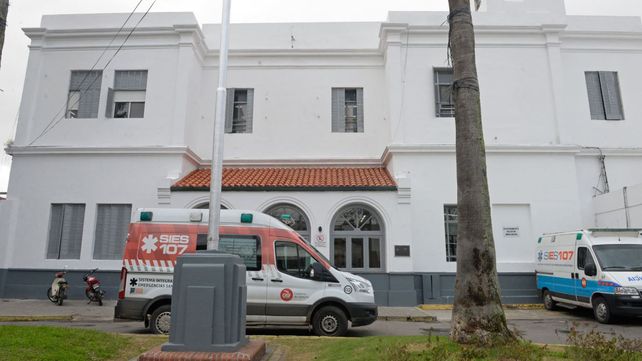 En el Hospital Roque Sáenz Peña se vacuna contra el Covid-19 de lunes a viernes de 8 a 16.