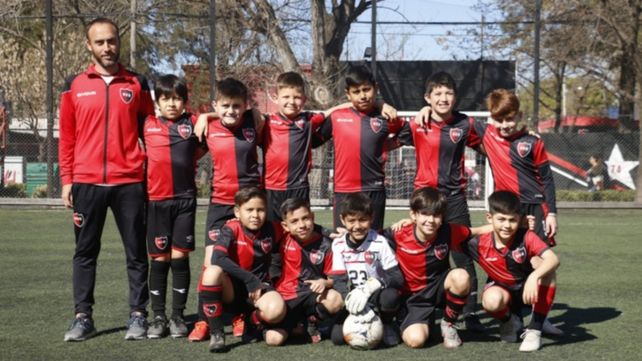 Newell’s. Los rojinegros festejaron en 8 categorías en el fútbol infantil.&nbsp; Todas las categorías realizaron una excelente&nbsp; temporada.