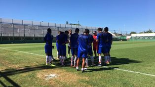 No cerramos puertas en ninguna línea