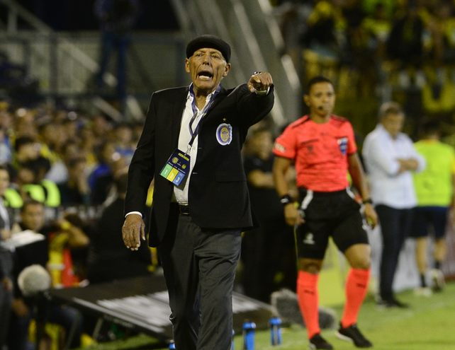 Central tiene que sumar los tres puntos frente a Caracas para seguir con vida en la Copa Libertadores.