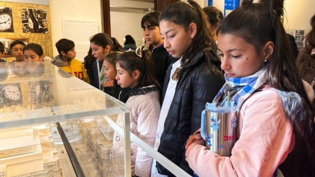 El programa impulsado por la Secretaría de Cultura y el CGE comenzó en La Vieja Usina con la participación de ocho escuelas entrerrianas de nivel inicial y primario.