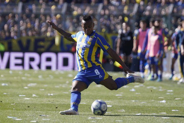 Jaminton Campaz jugará ante Argentinos con Central y luego partirá a su selección.&nbsp;