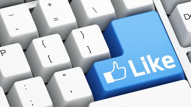 Lo multado con 4.100 dólares por clickear un Me gusta en Facebook