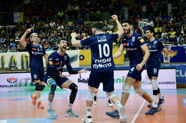 El campeón Ciudad Vóley abre el torneo frente a San Lorenzo