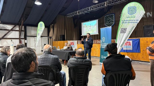 &nbsp;La 1° Jornada de Tecnología Agropecuaria Roldán se desarrolló en el SUM del Paseo de la Estación.