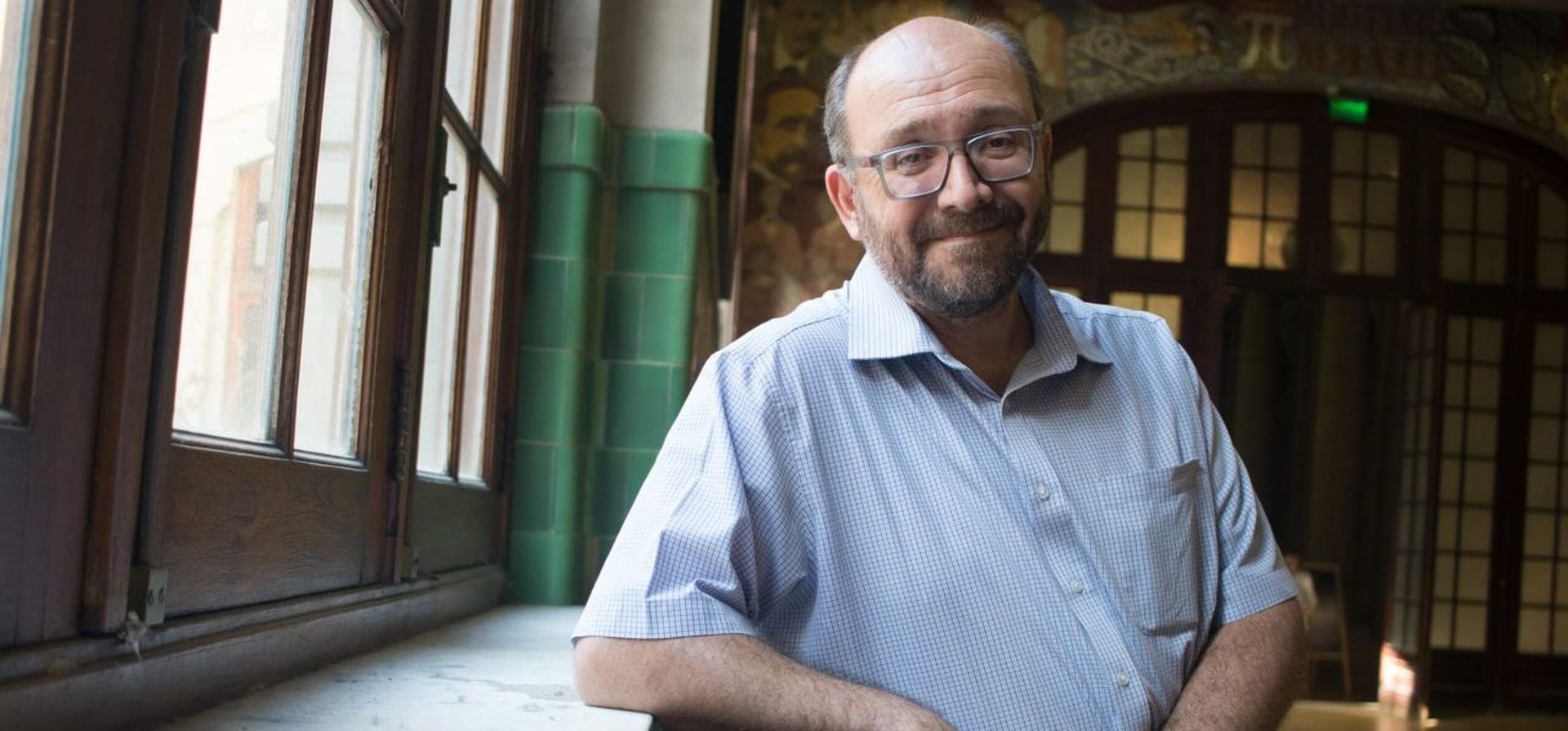 Federico Lorenz y una novela del mar que tiene la contundencia de un directo a la mandíbula