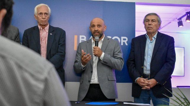 Funcionarios de la Región Centro firmaron una carta para solicitar al gobierno nacional inversiones y conectividad.