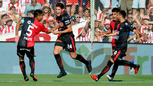 ¿Cuál es la postura de Colón sobre la fecha de los Clásicos?