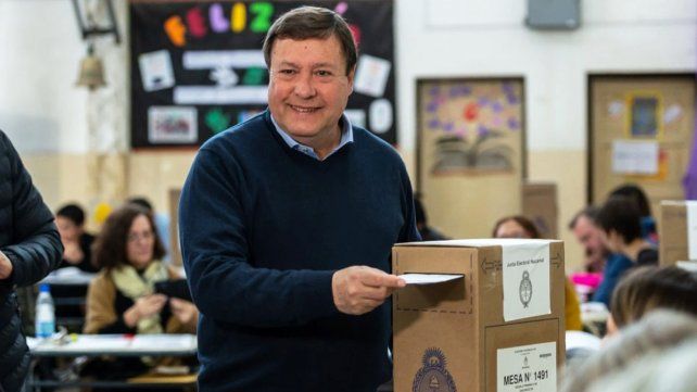 Alberto Weretilneck se imponía en las elecciones para gobernador de Río Negro con 34