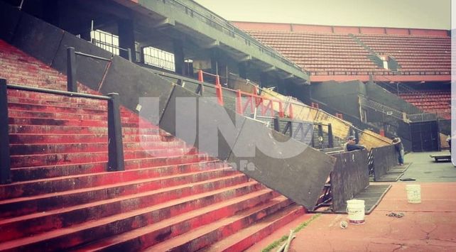 Así luce la tribuna norte baja de Colón ante Patronato