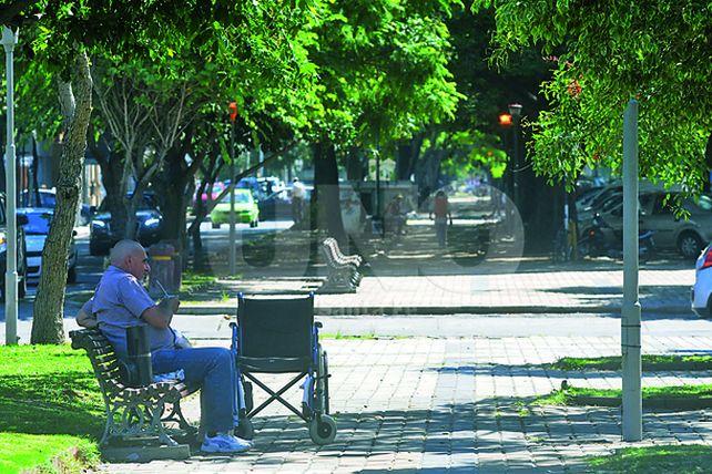 Un breve paseo por avenida Freyre